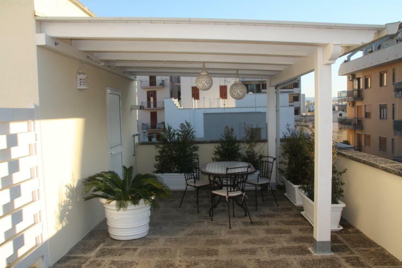 Civico 47 Apartment Monopoli Luaran gambar